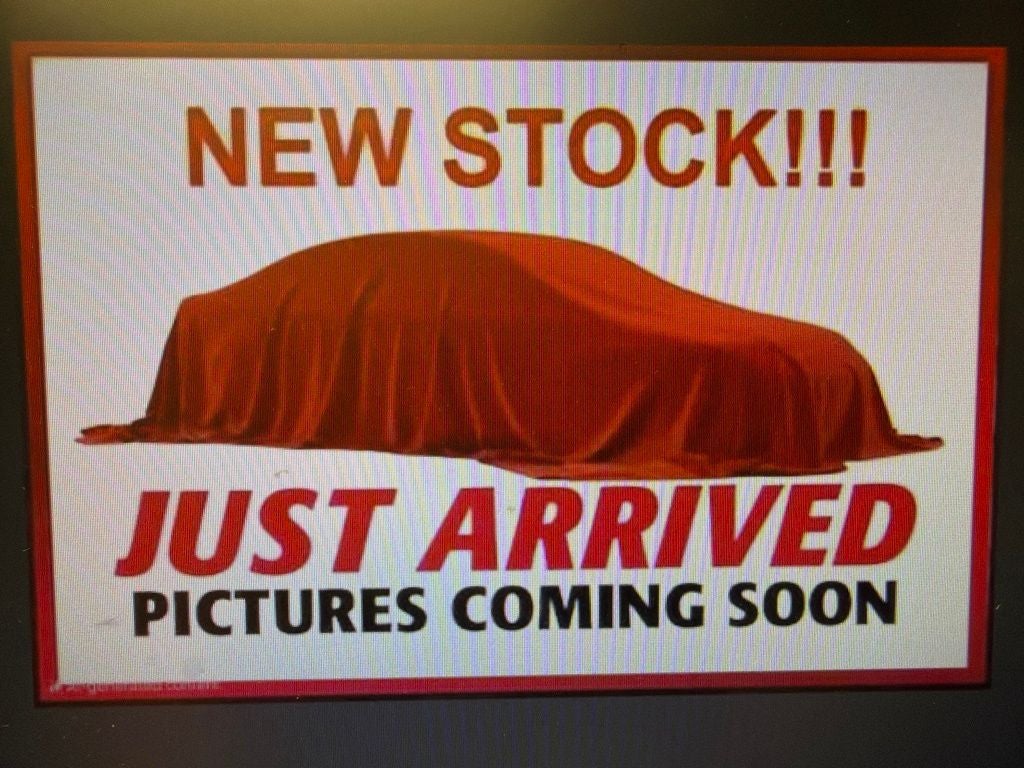 2022 Chevrolet Silverado 1500 4WD Crew Cab Short Bed Custom