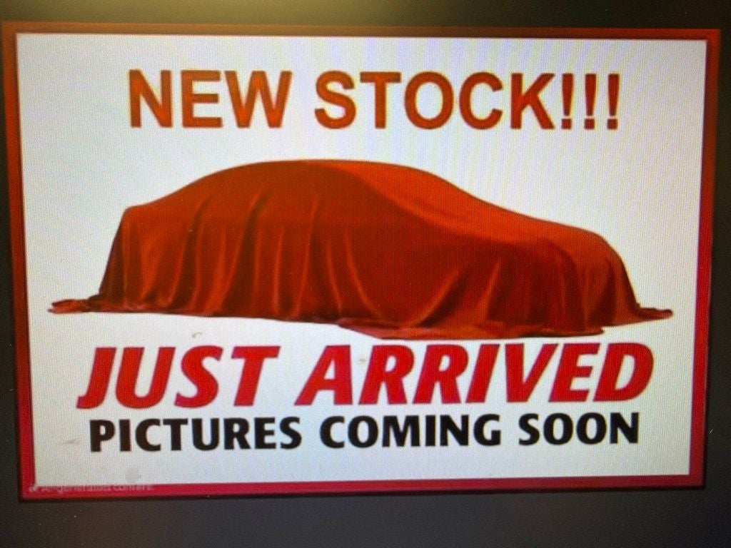 2022 Chevrolet Silverado 1500 4WD Crew Cab Short Bed Custom