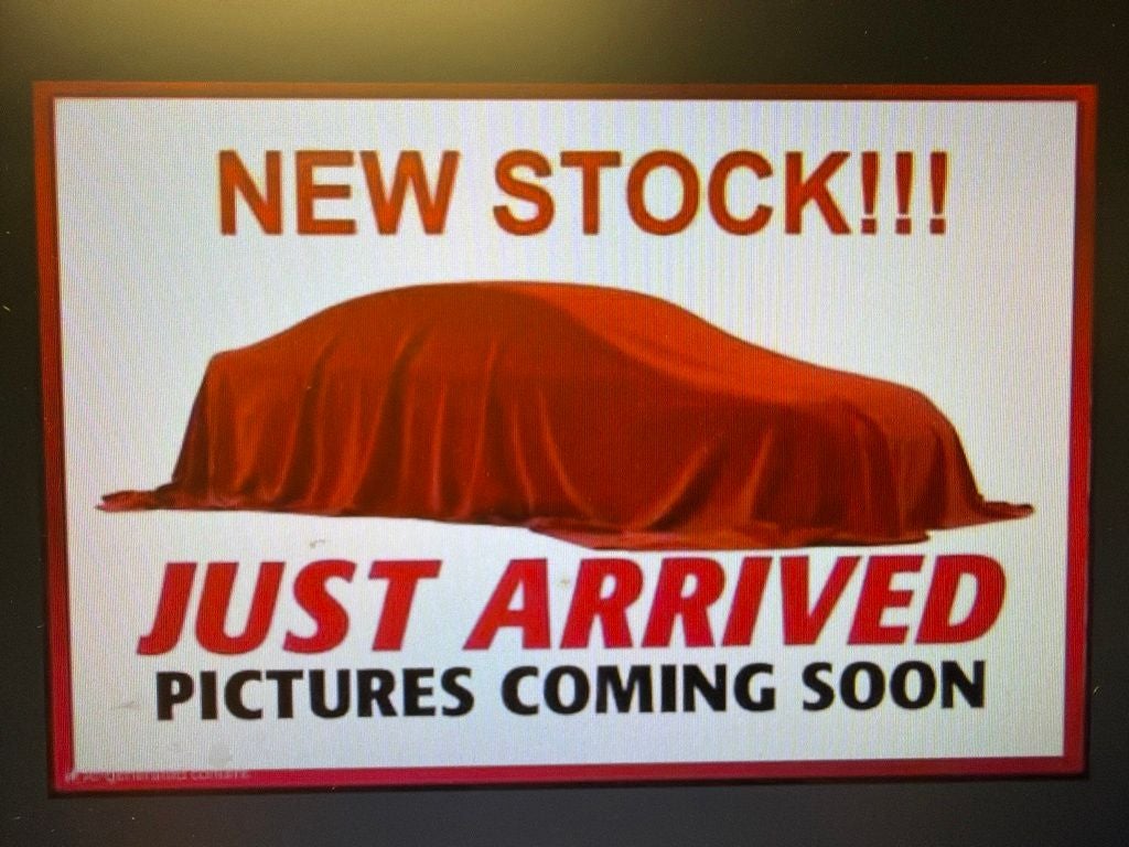 2022 Chevrolet Silverado 1500 4WD Crew Cab Short Bed Custom