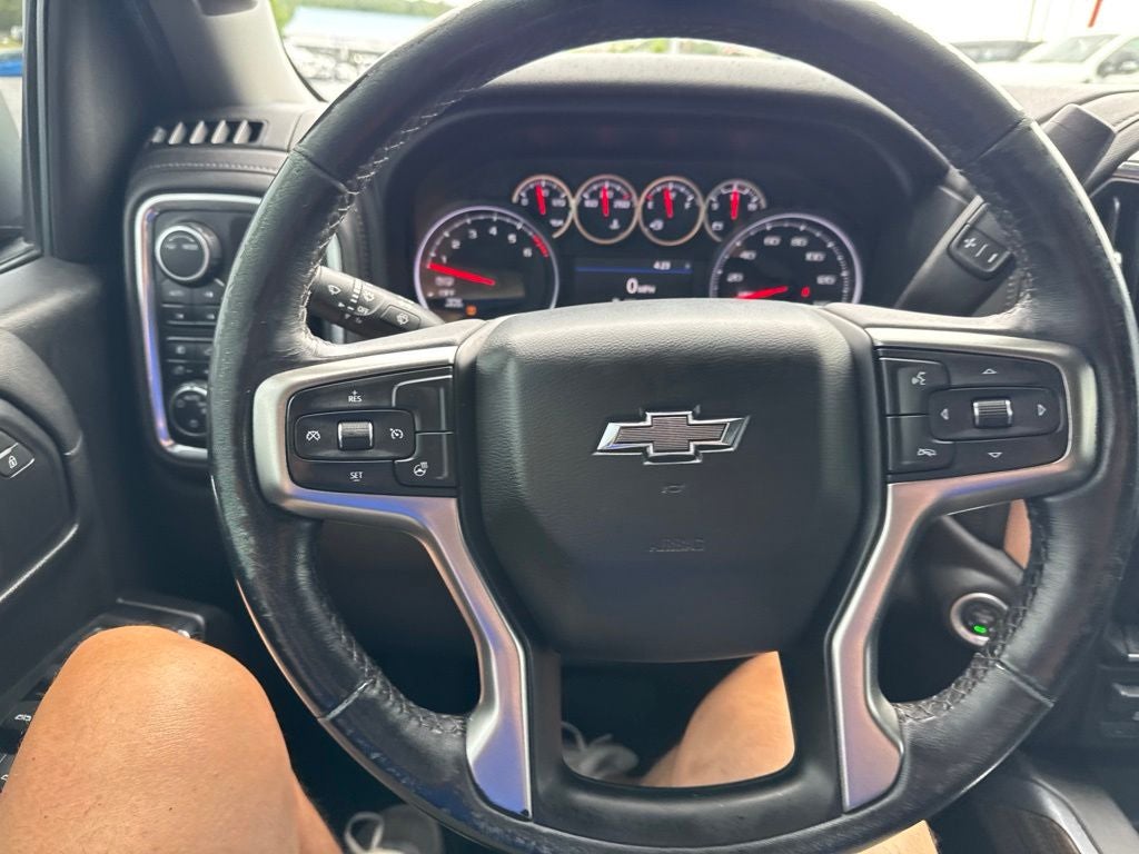 2021 Chevrolet Silverado 1500 4WD Crew Cab Short Bed RST