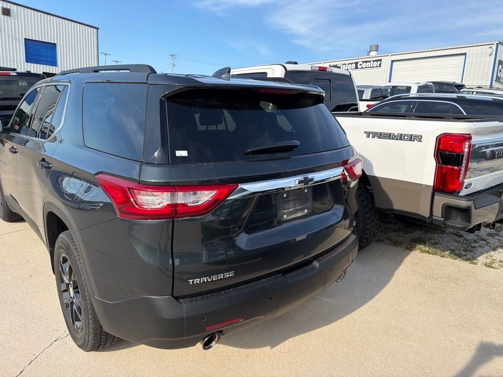 2021 Chevrolet Traverse FWD LT Cloth