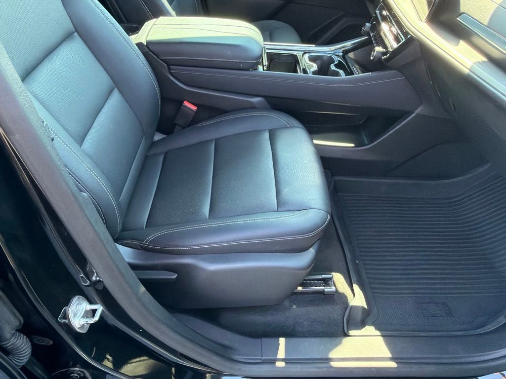 2024 Chevrolet Traverse AWD LT
