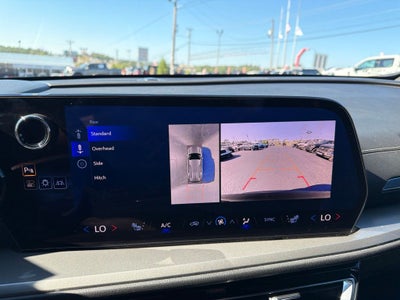 2024 Chevrolet Traverse AWD LT
