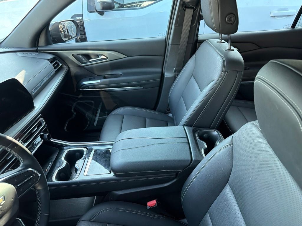 2024 Chevrolet Traverse AWD LT