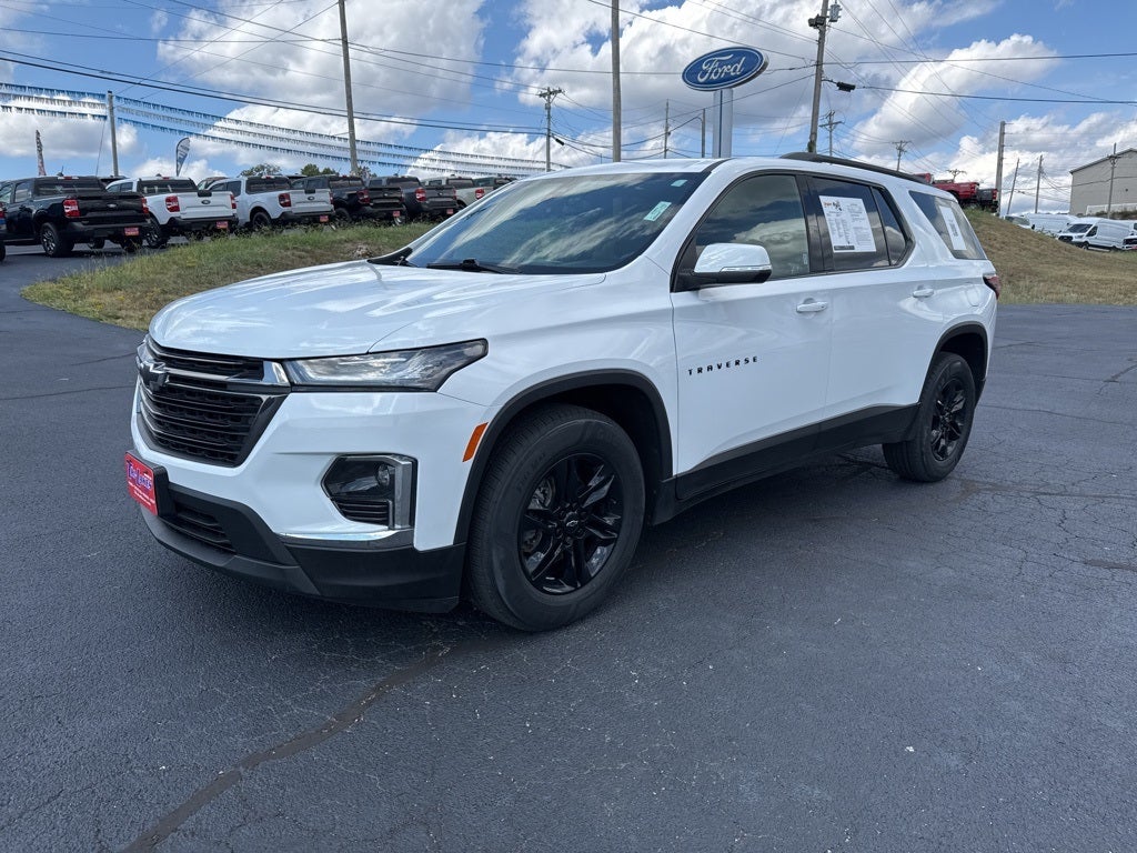 2022 Chevrolet Traverse AWD LT Cloth
