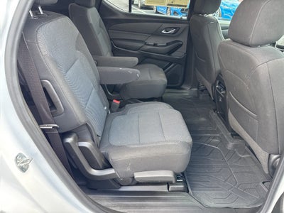 2022 Chevrolet Traverse AWD LT Cloth