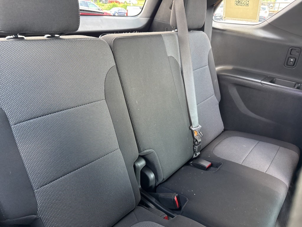 2022 Chevrolet Traverse AWD LT Cloth