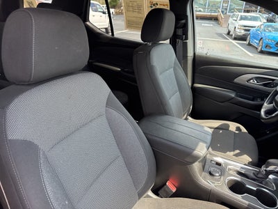 2022 Chevrolet Traverse AWD LT Cloth