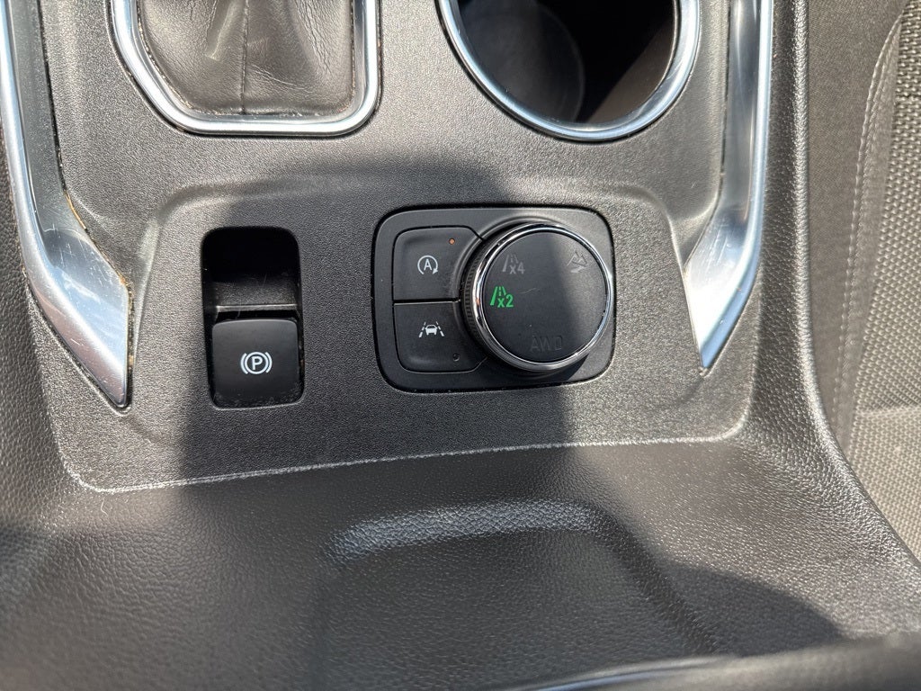 2022 Chevrolet Traverse AWD LT Cloth