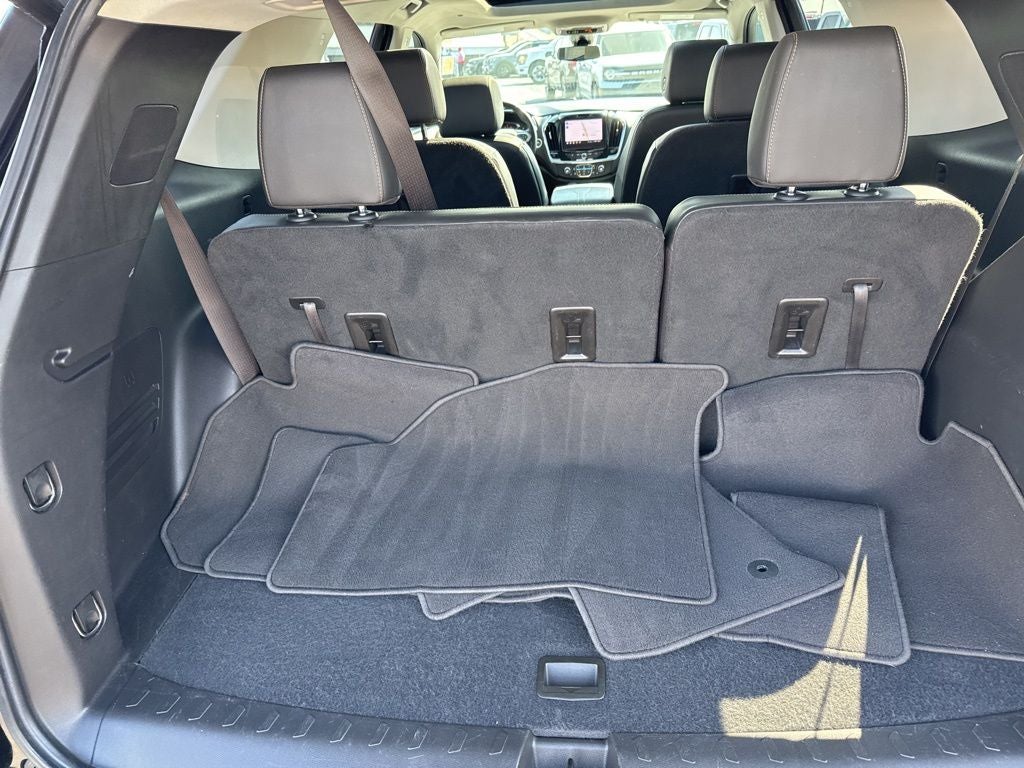 2021 Chevrolet Traverse AWD LT Leather