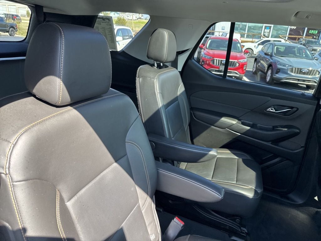 2021 Chevrolet Traverse AWD LT Leather