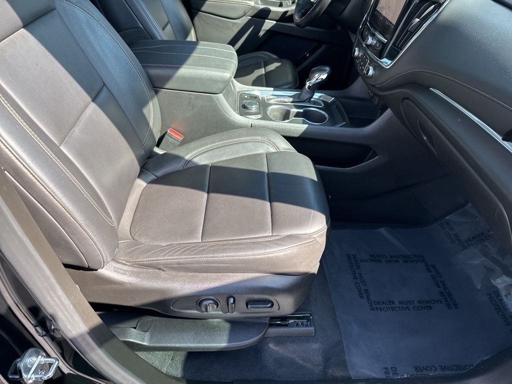 2021 Chevrolet Traverse AWD LT Leather