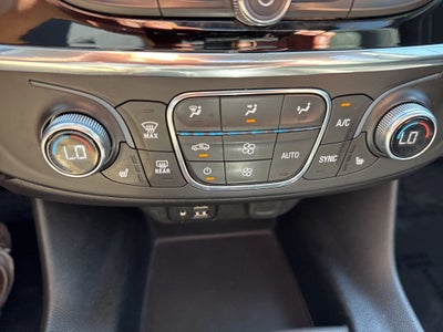 2021 Chevrolet Traverse AWD LT Leather