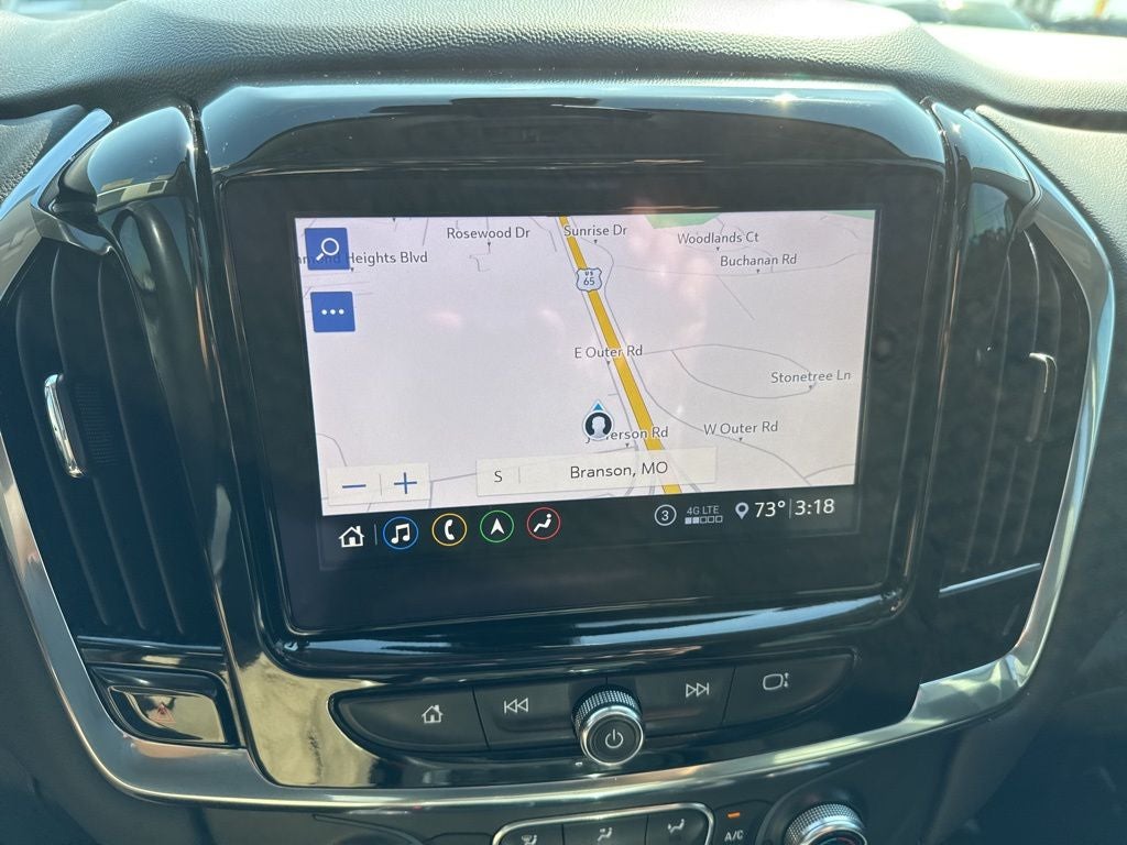 2021 Chevrolet Traverse AWD LT Leather