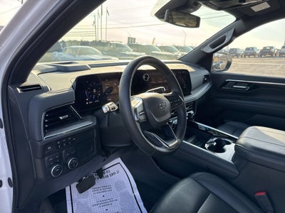 2025 Chevrolet Suburban 4WD Z71