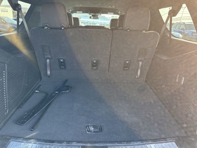 2025 Chevrolet Suburban 4WD Z71