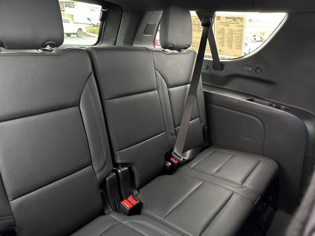 2025 Chevrolet Suburban 4WD Z71