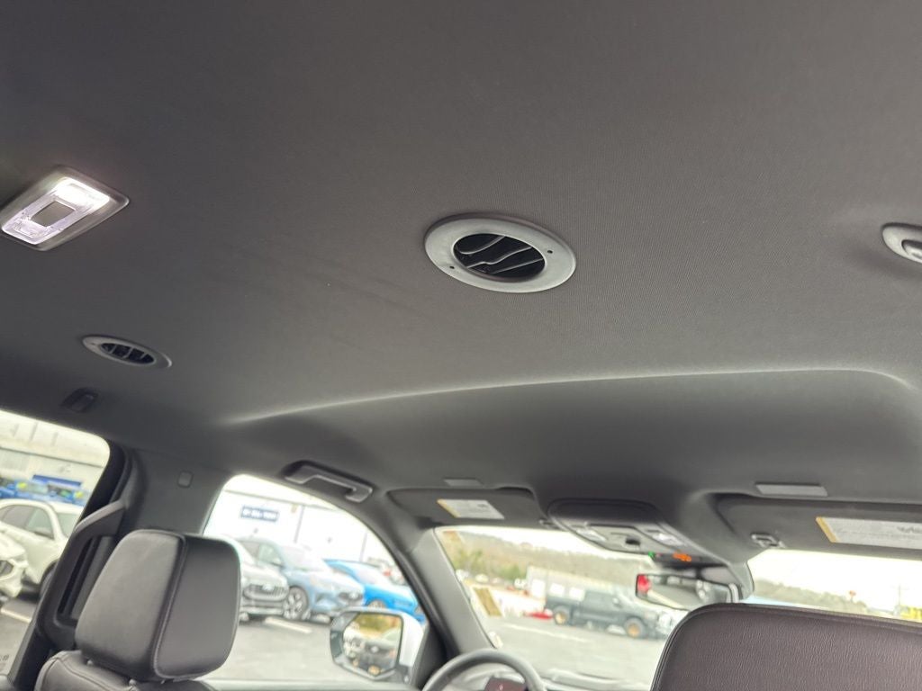 2025 Chevrolet Suburban 4WD Z71