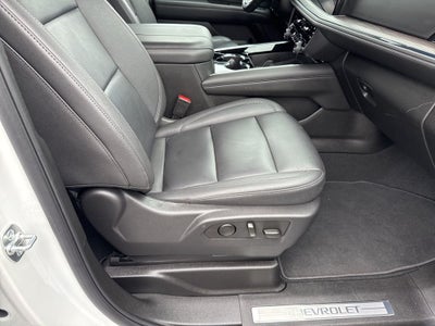 2025 Chevrolet Suburban 4WD Z71