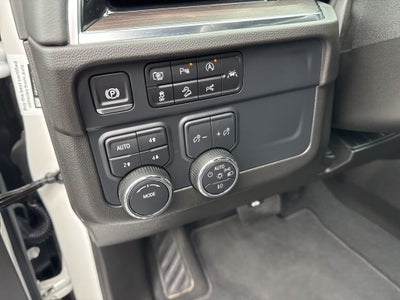 2025 Chevrolet Suburban 4WD Z71