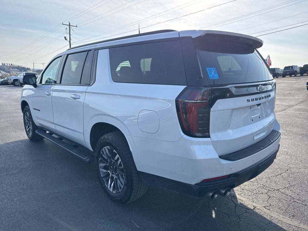 2025 Chevrolet Suburban 4WD Z71
