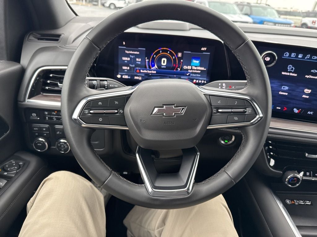 2025 Chevrolet Suburban 4WD Z71