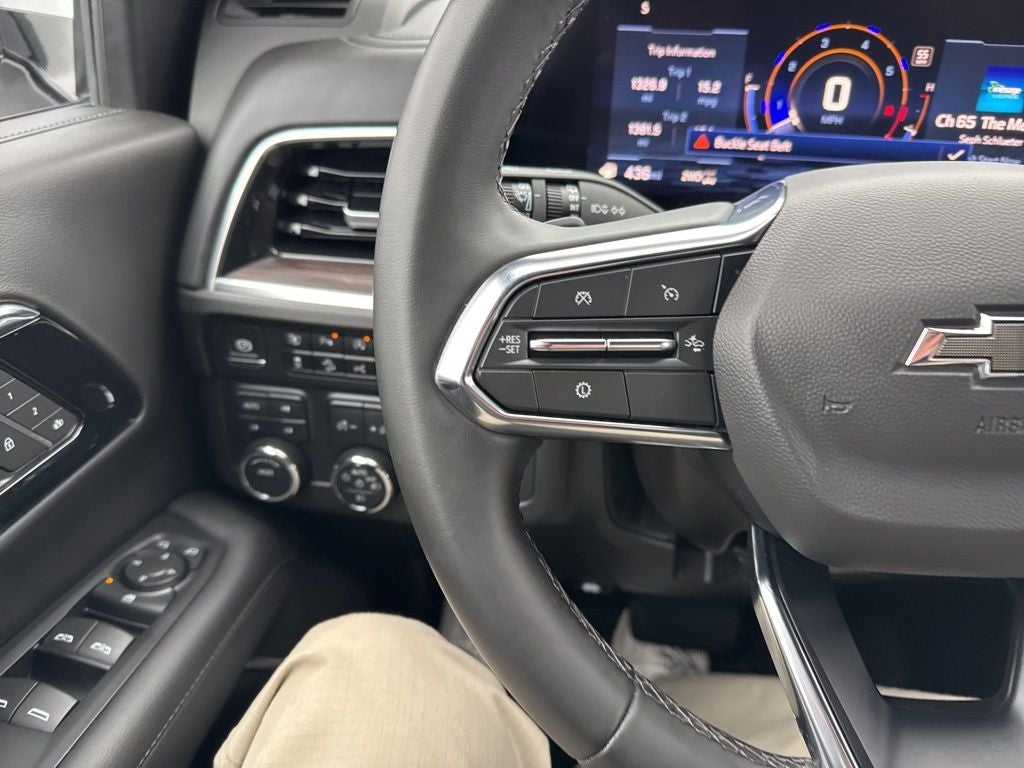 2025 Chevrolet Suburban 4WD Z71