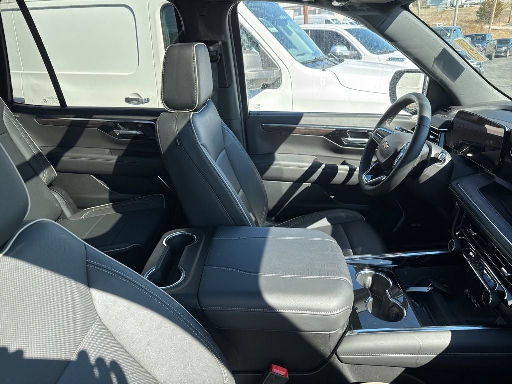 2025 Chevrolet Tahoe 4WD Premier