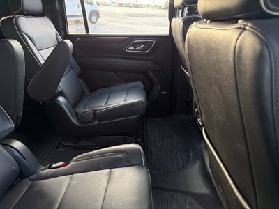 2023 Chevrolet Suburban 4WD Premier