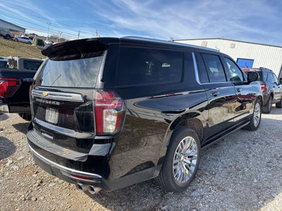 2023 Chevrolet Suburban 4WD High Country
