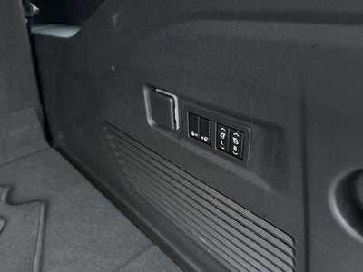 2023 Chevrolet Suburban 4WD High Country