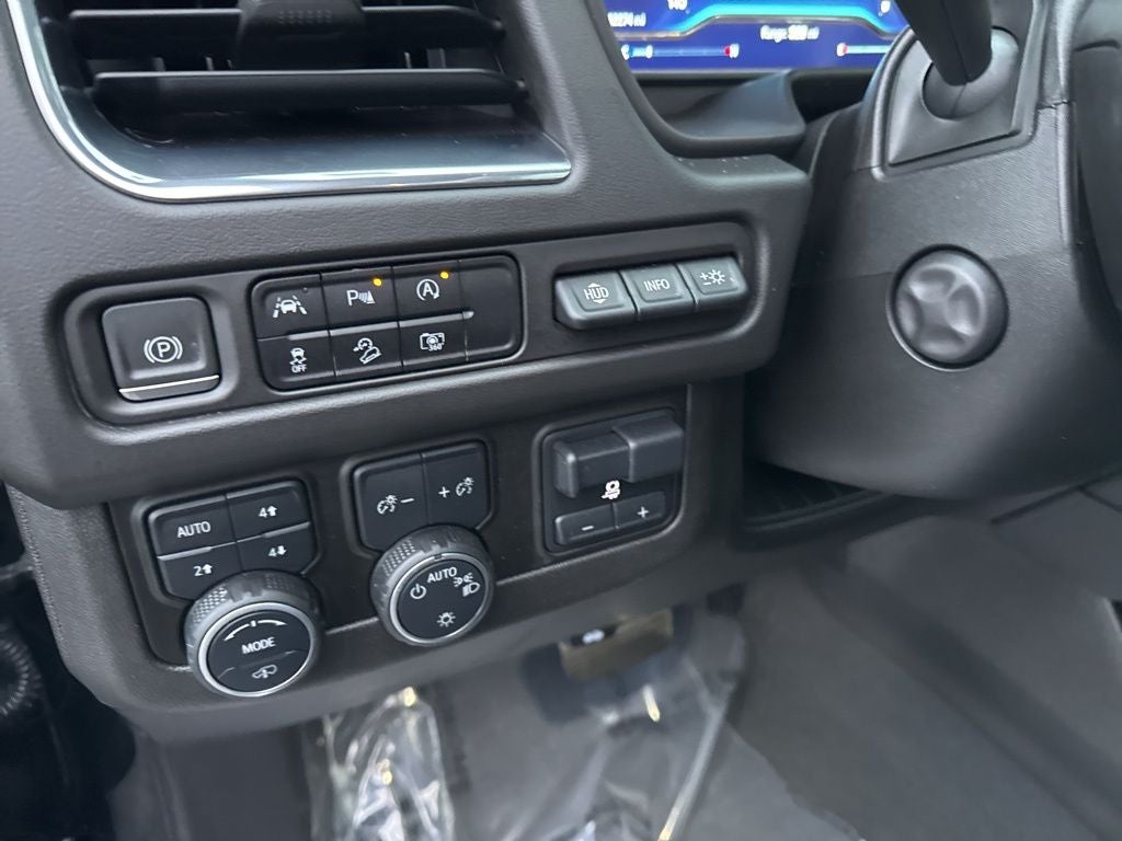 2023 Chevrolet Suburban 4WD High Country