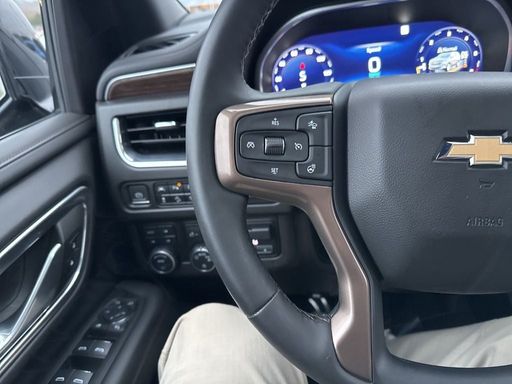 2023 Chevrolet Suburban 4WD High Country