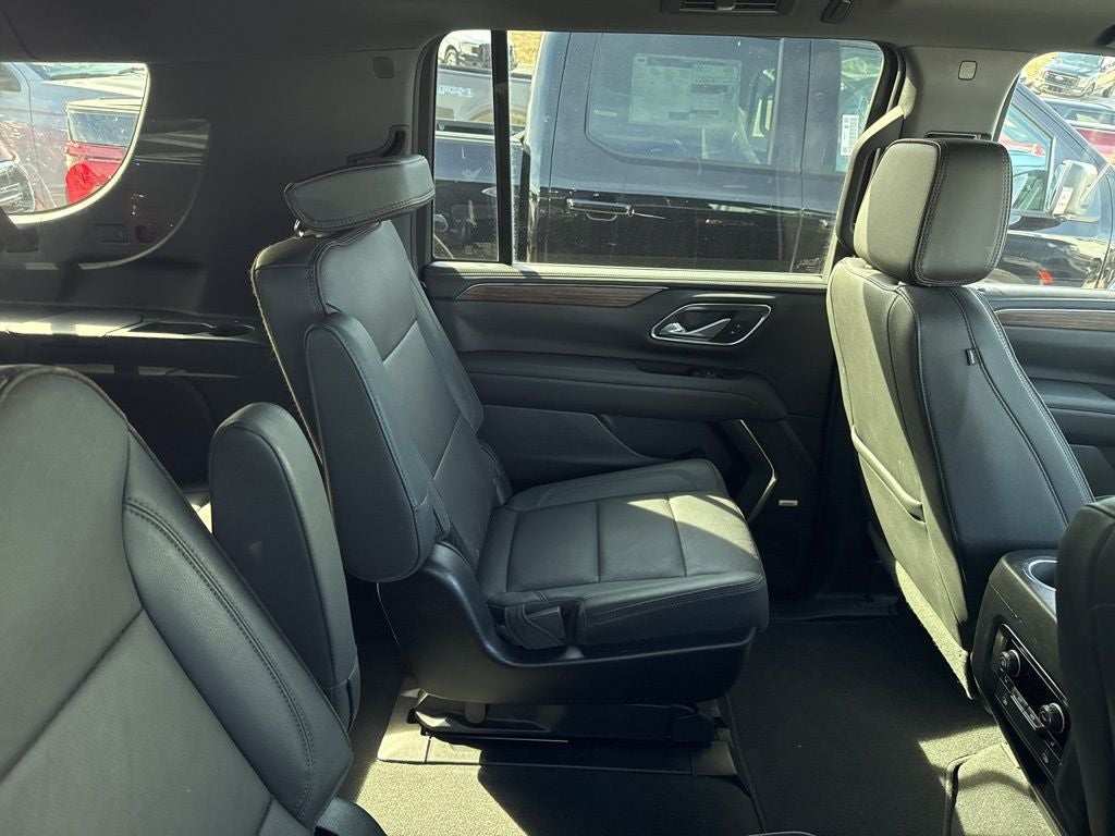 2023 Chevrolet Suburban 4WD High Country