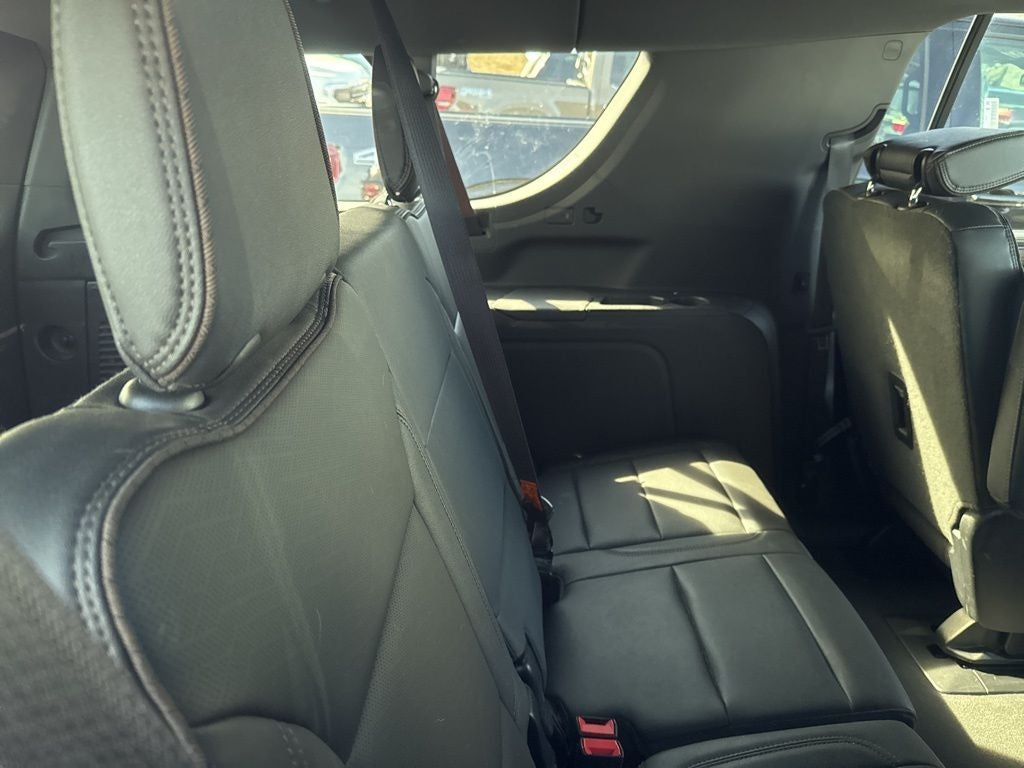 2023 Chevrolet Suburban 4WD High Country