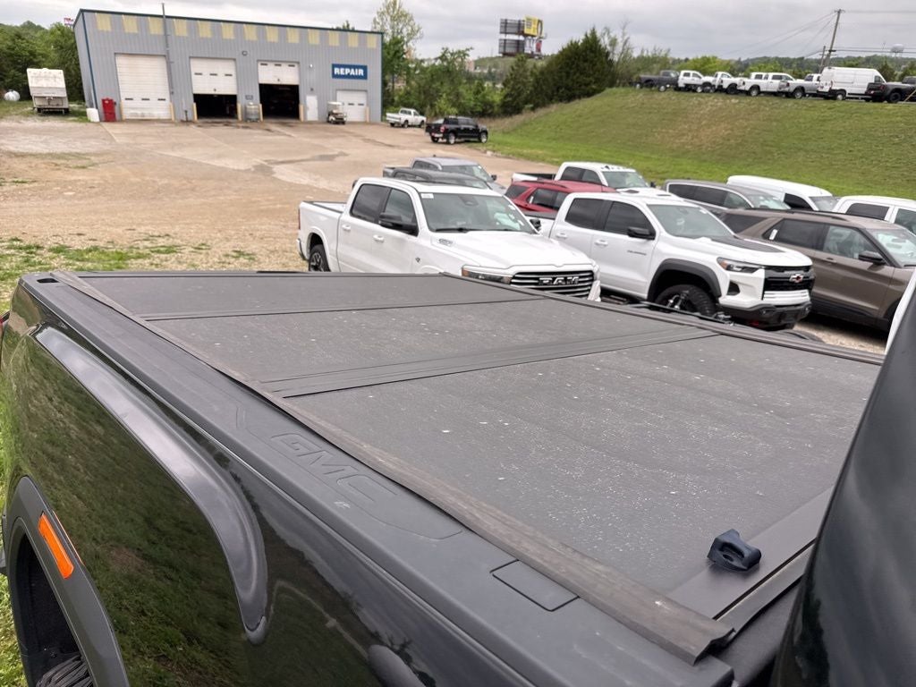 2022 GMC Sierra 2500HD 4WD Crew Cab Standard Bed AT4