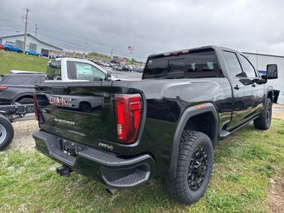 2022 GMC Sierra 2500HD 4WD Crew Cab Standard Bed AT4