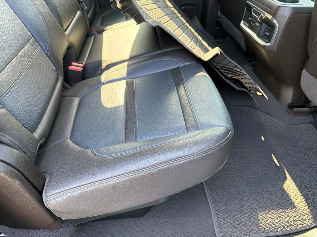 2023 GMC Sierra 2500HD 4WD Crew Cab Standard Bed Denali