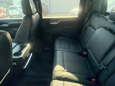2026 GMC Sierra 2500 HD Crew Cab, Standard Bed, SLT, 4WD