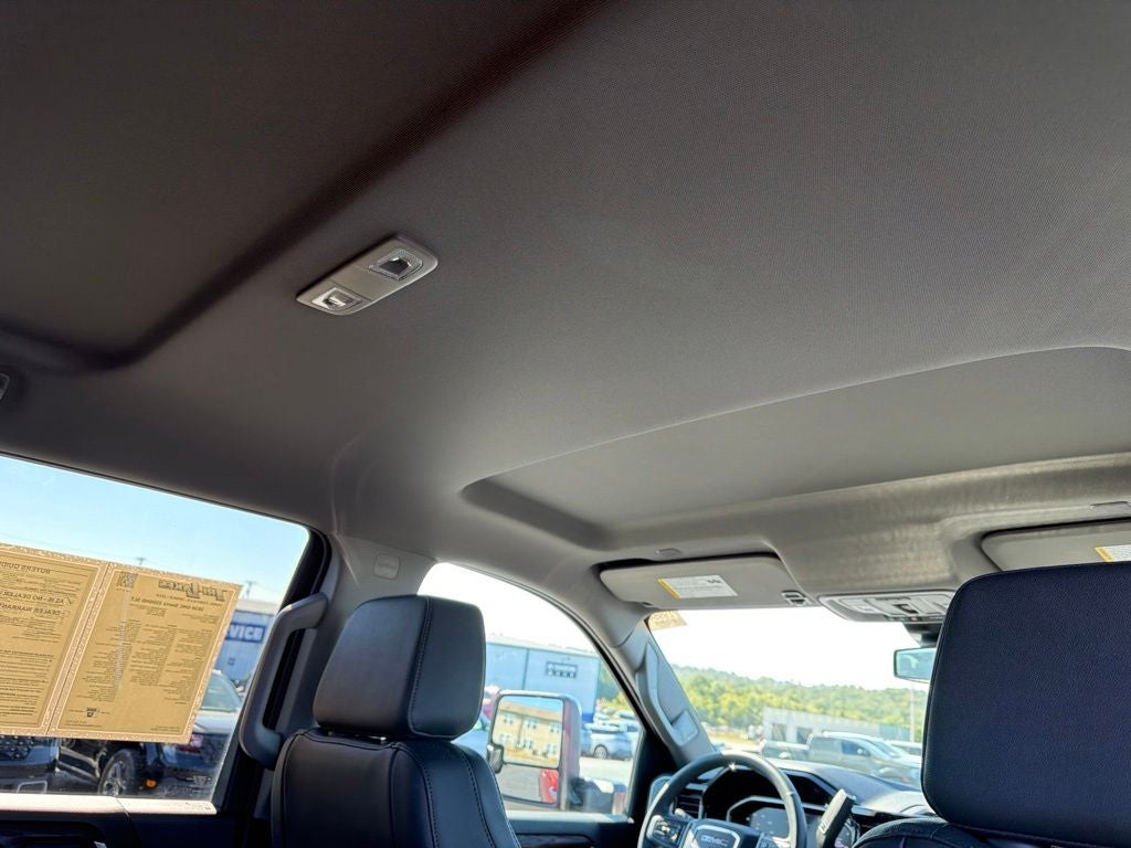 2026 GMC Sierra 2500 HD Crew Cab, Standard Bed, SLT, 4WD