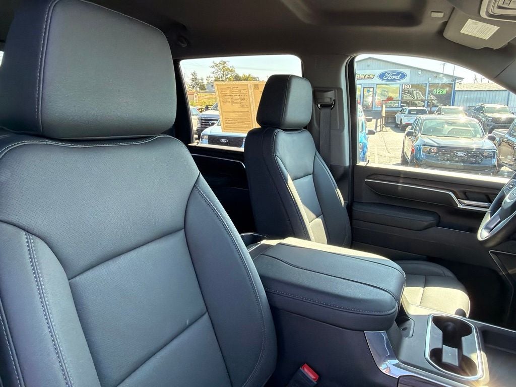 2026 GMC Sierra 2500 HD Crew Cab, Standard Bed, SLT, 4WD