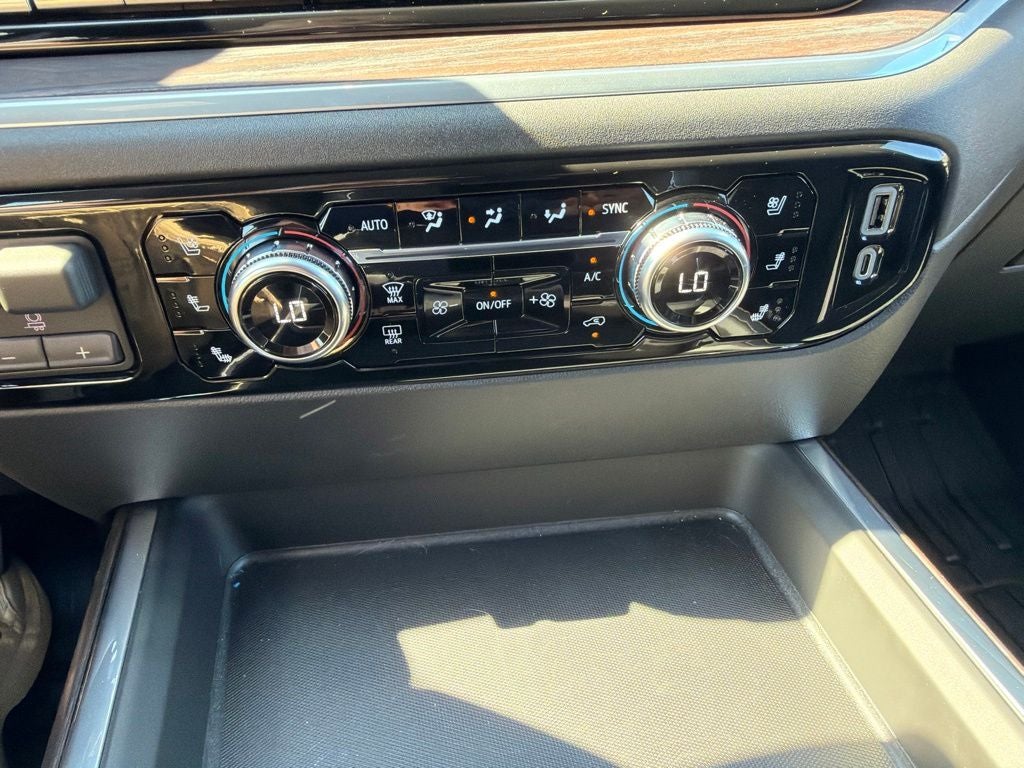 2026 GMC Sierra 2500 HD Crew Cab, Standard Bed, SLT, 4WD