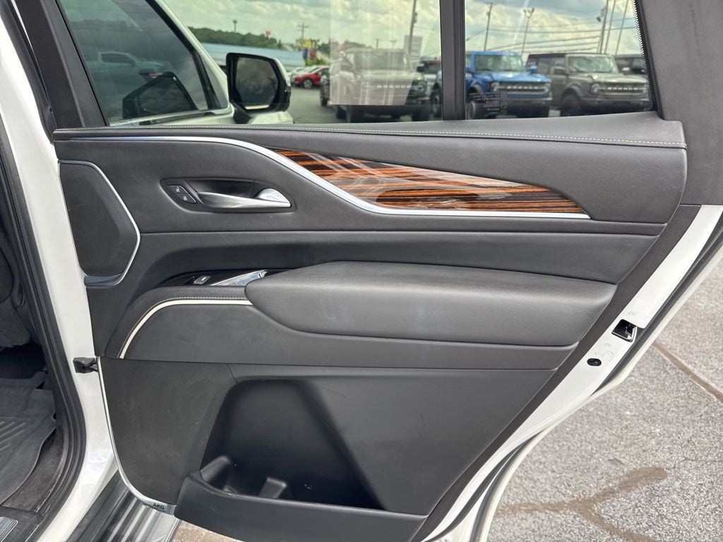 2021 Cadillac Escalade 4WD Luxury