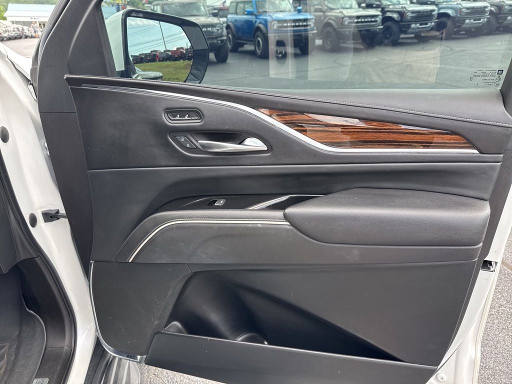2021 Cadillac Escalade 4WD Luxury