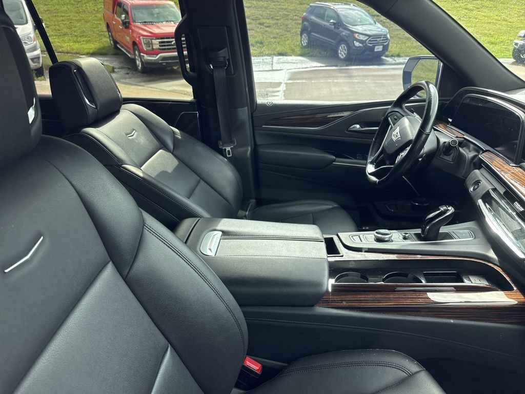 2021 Cadillac Escalade 4WD Luxury