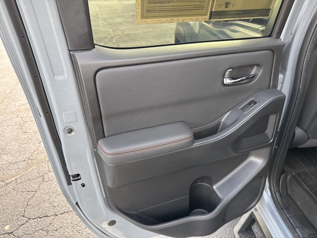 2023 Nissan Frontier Crew Cab PRO-X 4x2