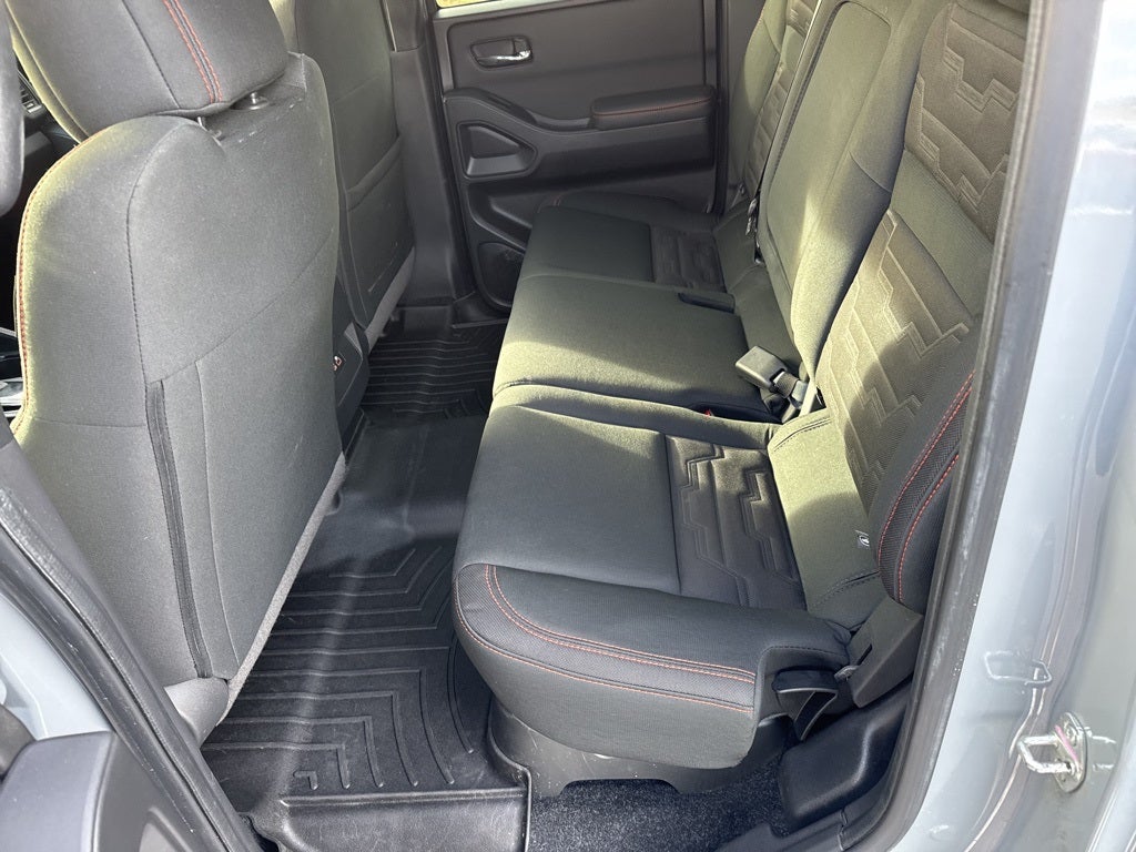 2023 Nissan Frontier Crew Cab PRO-X 4x2