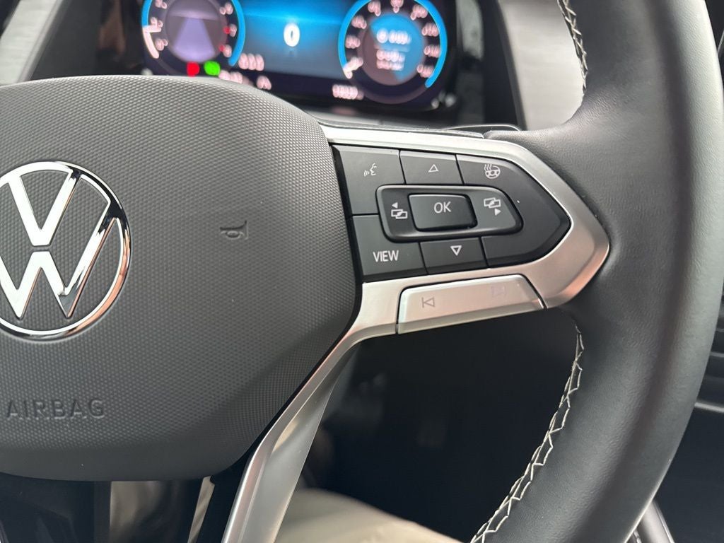 2025 Volkswagen Atlas Cross Sport 2.0T SE w/Technology