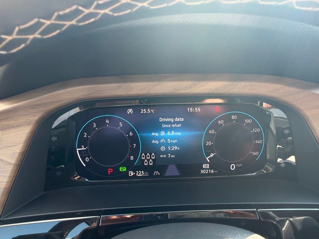 2025 Volkswagen Atlas 2.0T SE w/Technology