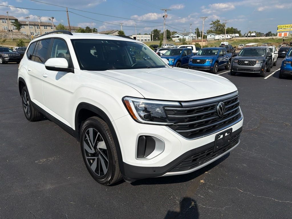 2025 Volkswagen Atlas 2.0T SE w/Technology
